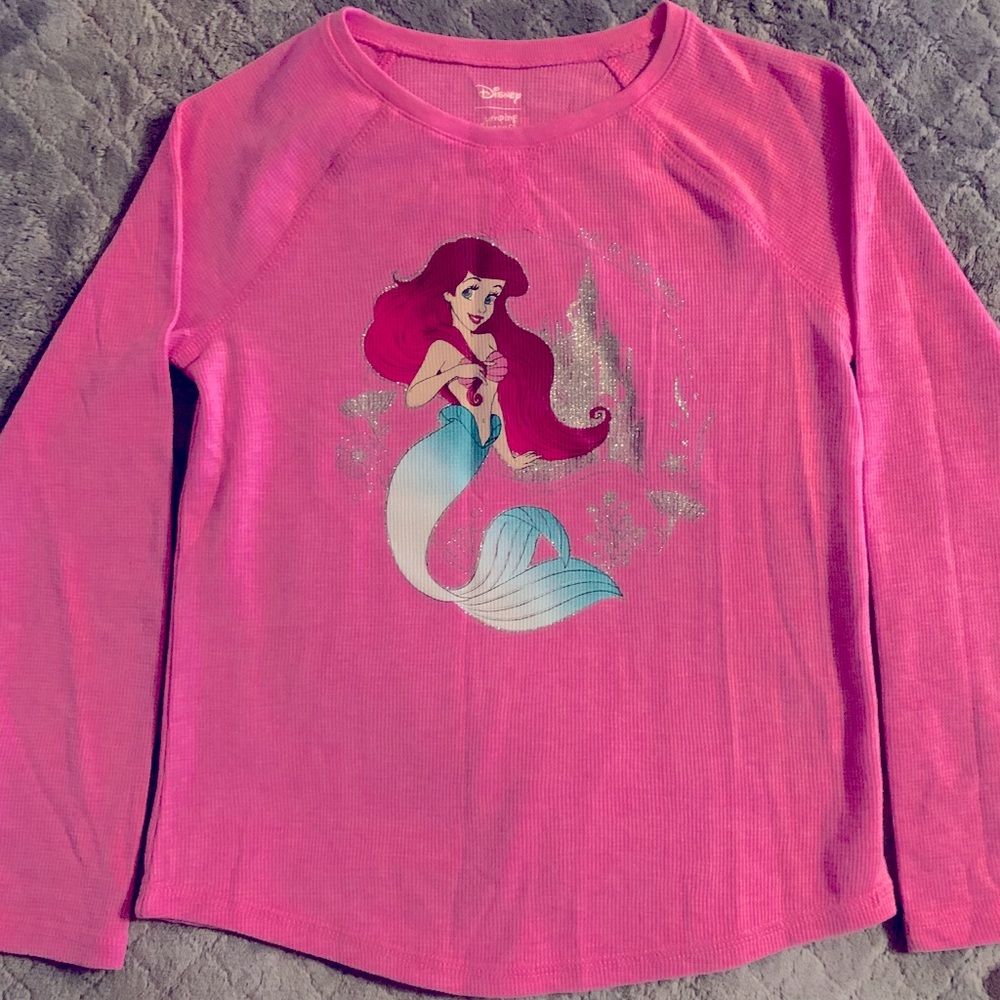NWT - Disney Little Mermaid long sleeve - Size 7